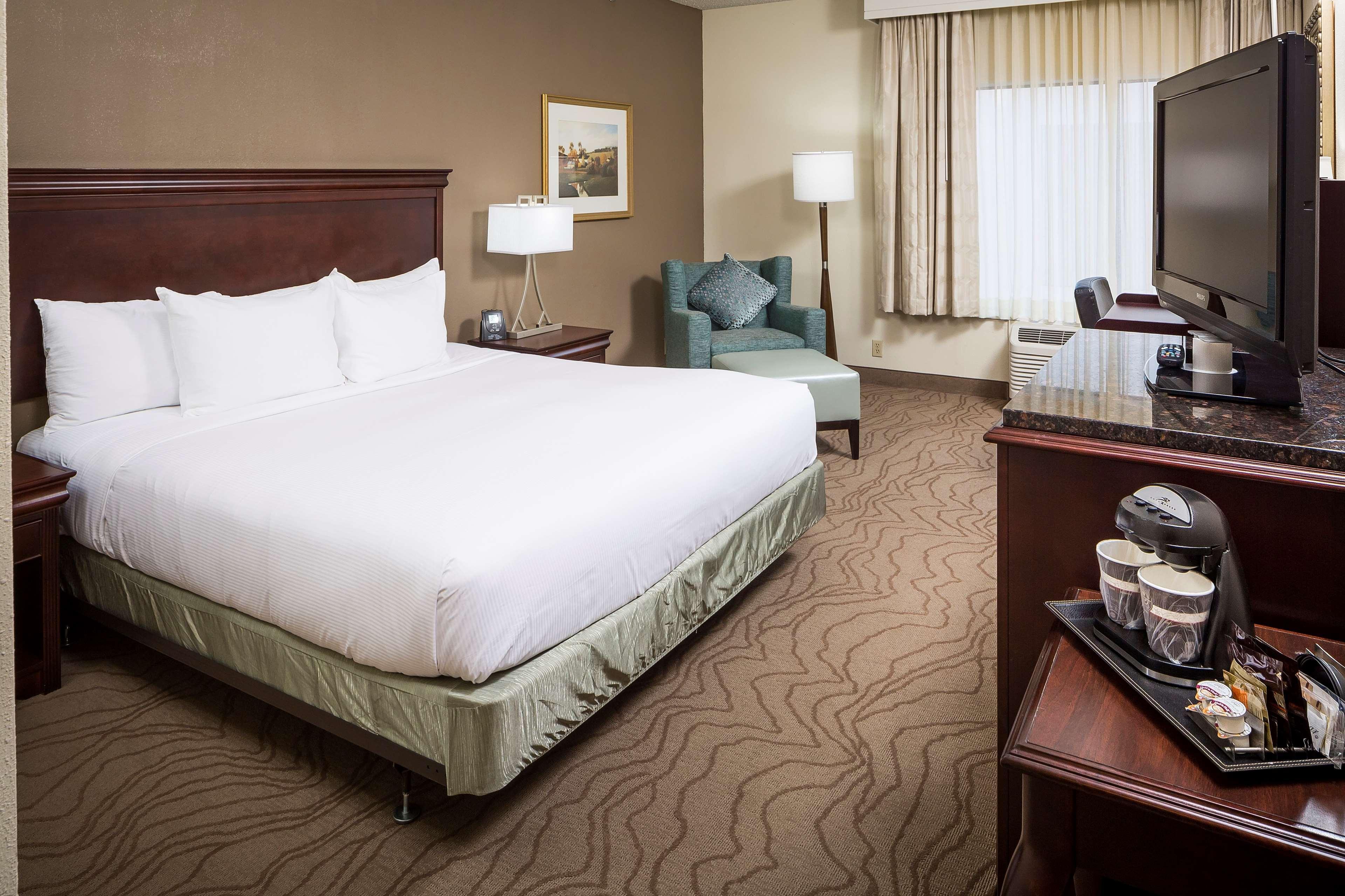 Hotel Doubletree By Hilton Boston-Milford Exterior foto