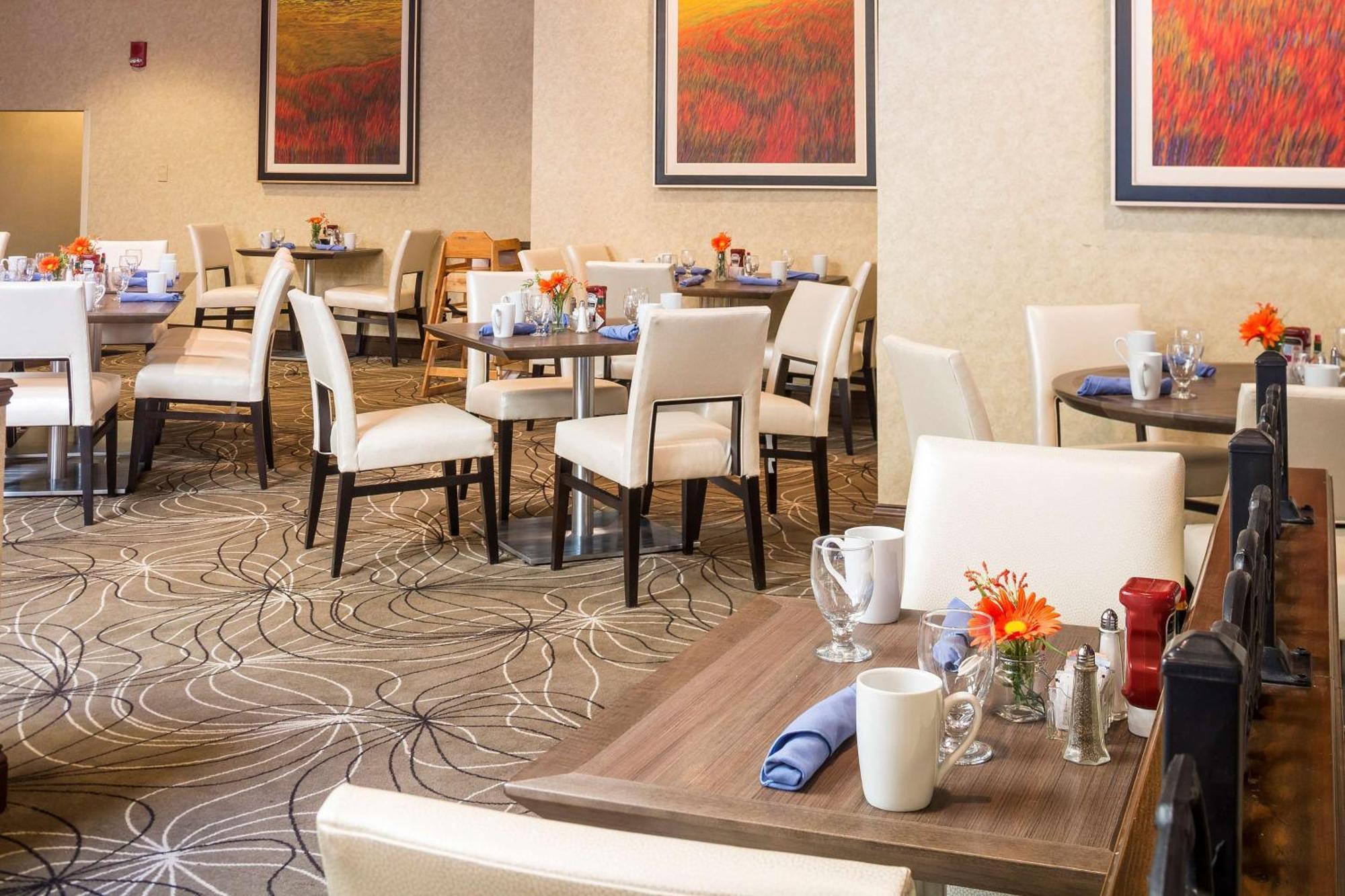 Hotel Doubletree By Hilton Boston-Milford Exterior foto